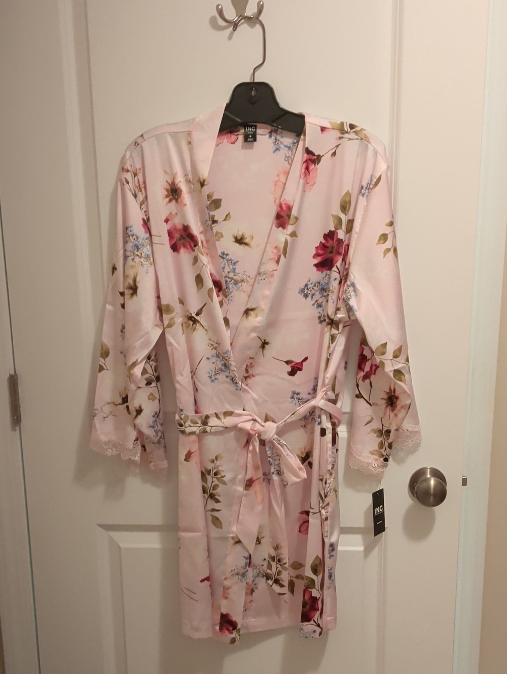 INC Pink Floral Satin Wrap Robe with Lace Trim